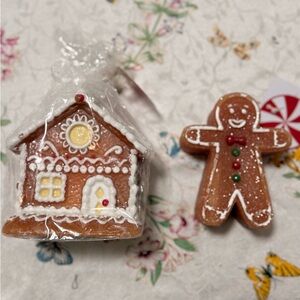 Gingerbread Holiday Candle Set – House & Man Christmas Decor Gift New